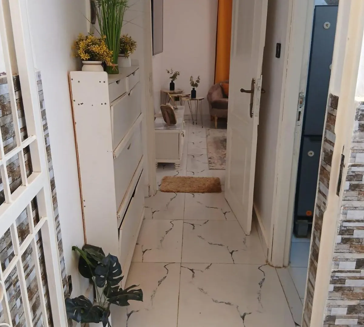 Logement Entier Meuble A Dakar 0*,  Senegal
